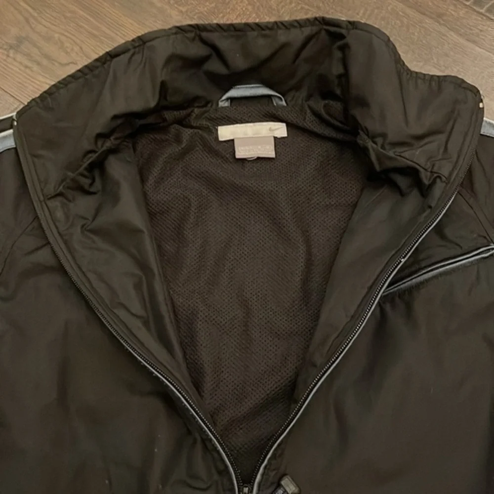 NIKE Youth Black Full Zip‎ Mulitiple Pockets Size 10-12 Medium
